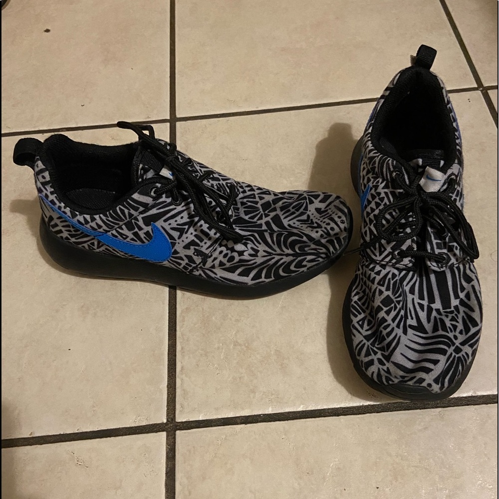 Nike Roshe Runs